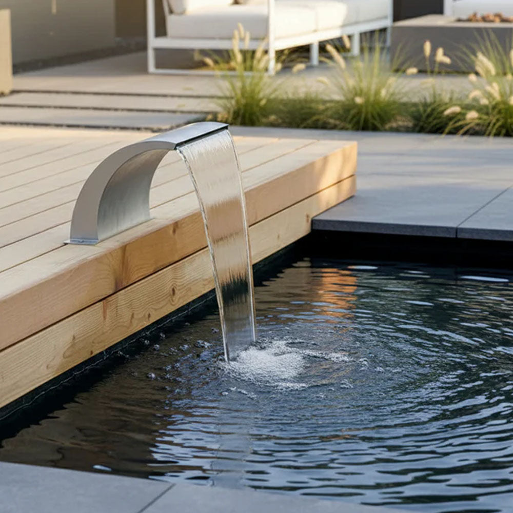 Curved Cascade Water Blade - Rear Inlet