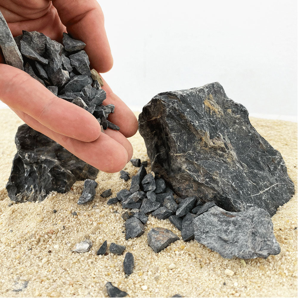 Dark Grey Chip Accent Petite 750g